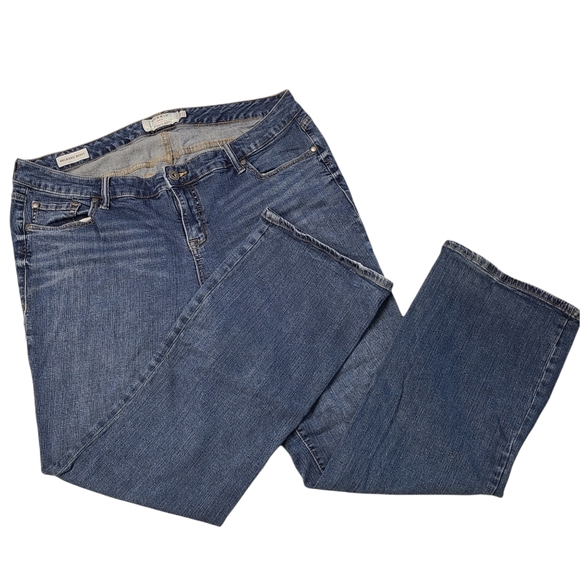 Torrid Relaxed Boot Medium Wash Jeans sz 20